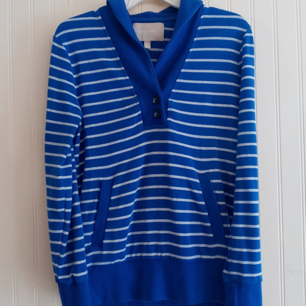 Banana Republic Long Sleeved Top